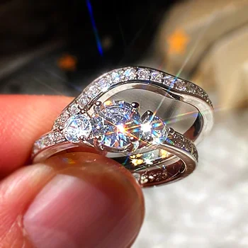 חדש יוקרתי לנשים של הטבעת זוגות חתונה אירוסין אביזרים 2Pcs/Set טבעות משובץ קריסטל מבריק Zirconia תכשיטי אופנה