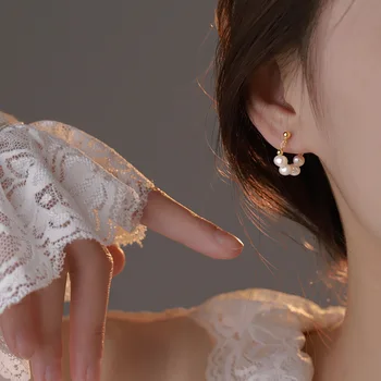חדש לנשים של יוקרה פנינת עגילי חישוק ב 2021 קוריאני אופנה תכשיטים מסיבת עגילים לנשים מזג אביזרים