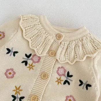 סתיו תינוק חדש ארוך שרוול סוודר מעיל בנות תינוק פרע צווארון פרח רקמה סרוגים קרדיגן ז ' קט בגדי תינוק