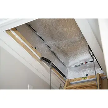 עליית הגג כיסוי בידוד לחיסכון באנרגיה הסולם מבודד מתקפל אוניברסלי רוכסן מעובה אביזר בתוך הבית על המדרגות