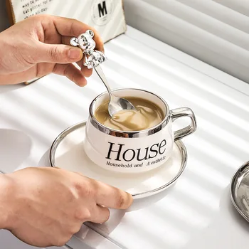 קרמיקה ספל קפה גבוהה היופי האירופי כוס תה עם צלחת דוב כף המתאר כסף קפה כוס צלחת להגדיר