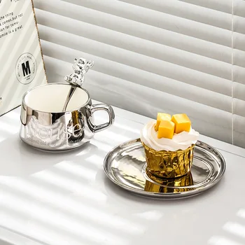 קרמיקה ספל קפה גבוהה היופי האירופי כוס תה עם צלחת דוב כף המתאר כסף קפה כוס צלחת להגדיר